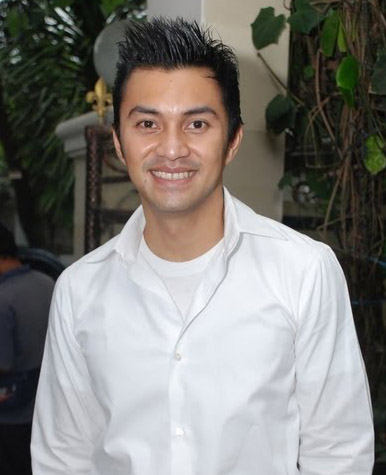 Berikut urutan artis kaya Indonesia tahun 2012 versi Globe Asia : Sumber : ...